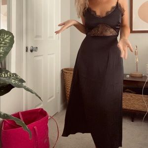 Never been worn petal and pup black lace satin dress ariel dress